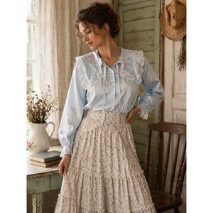 Vintage Cottagecore Lace Satin Blue Blouse Prairie Romantic Top Medium